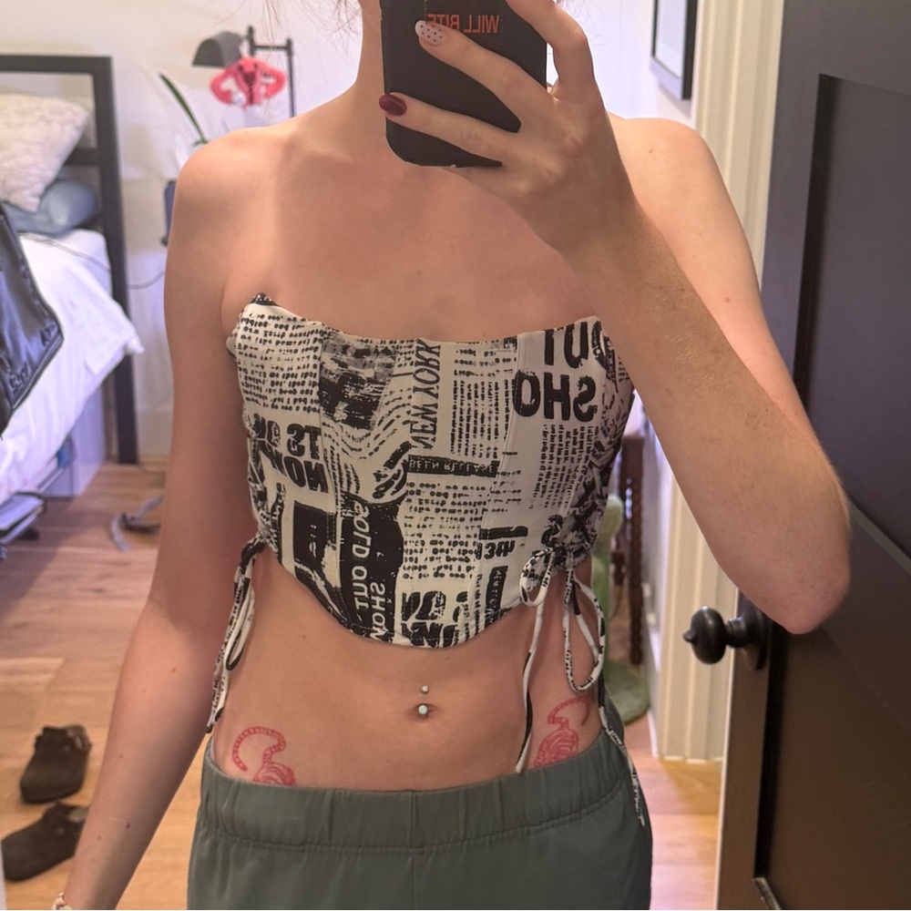 Garage Black and White Graphic Crop Top